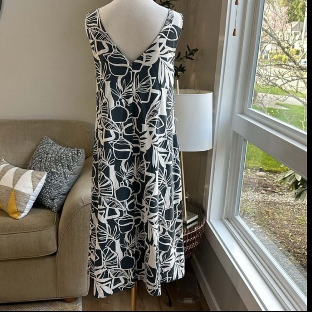 Frank and Oak The Organic Cotton Leaf Dress in Dark Grey Size Small - Picture 6 of 13